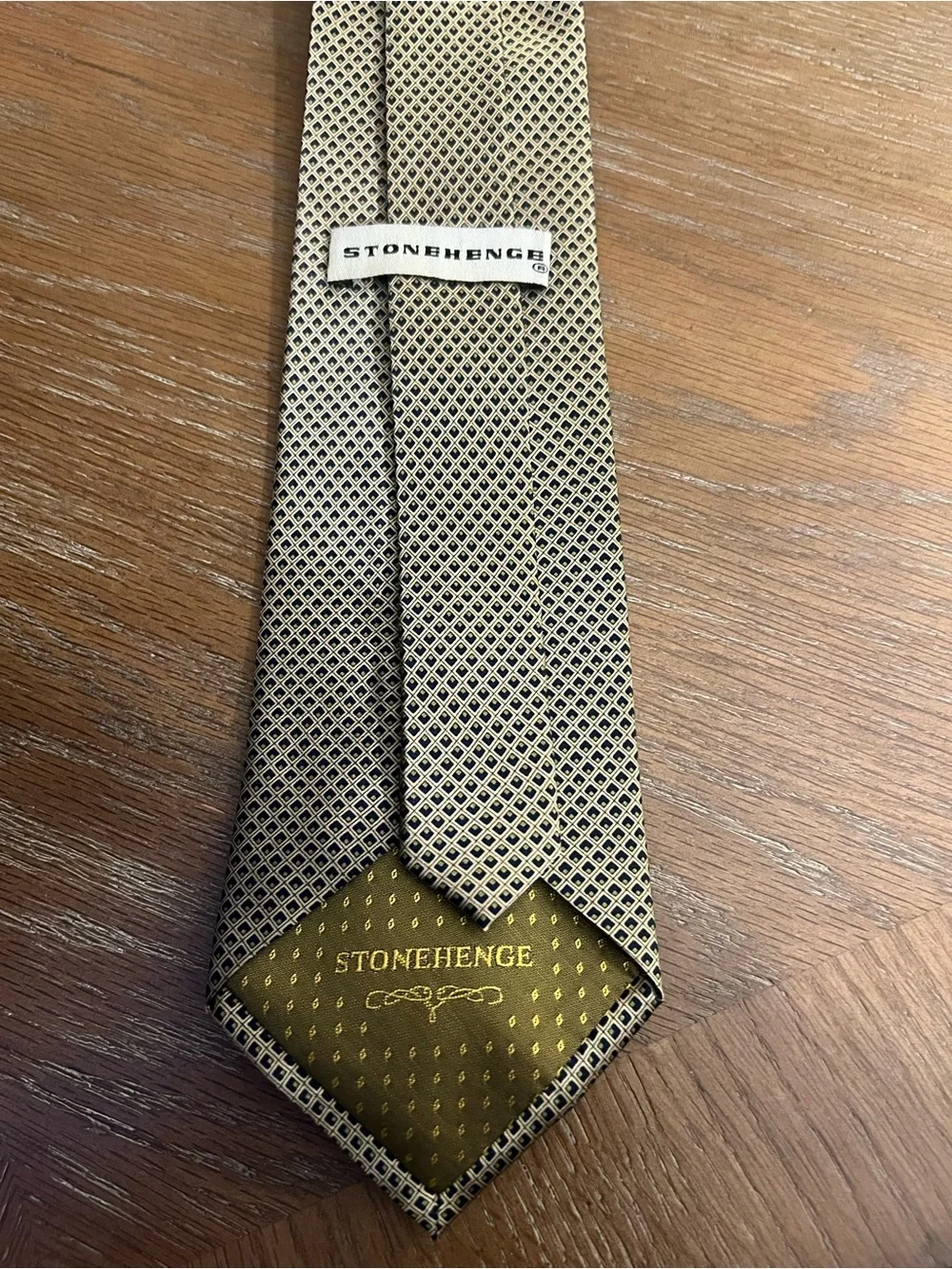 Stonehenge Hand Made 100% Silk Geometric Pattern Tie
